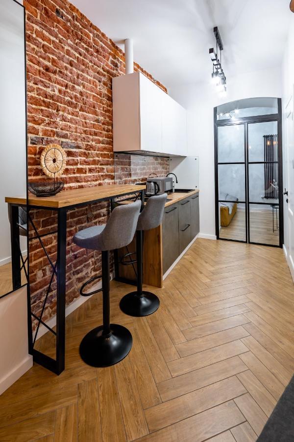 Ferienwohnung Romari Таманська 12 Lemberg Exterior foto