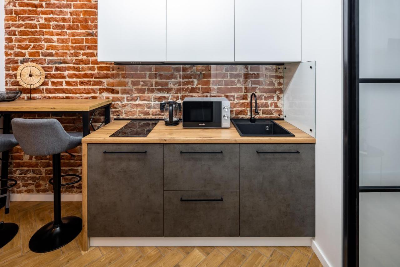 Ferienwohnung Romari Таманська 12 Lemberg Exterior foto